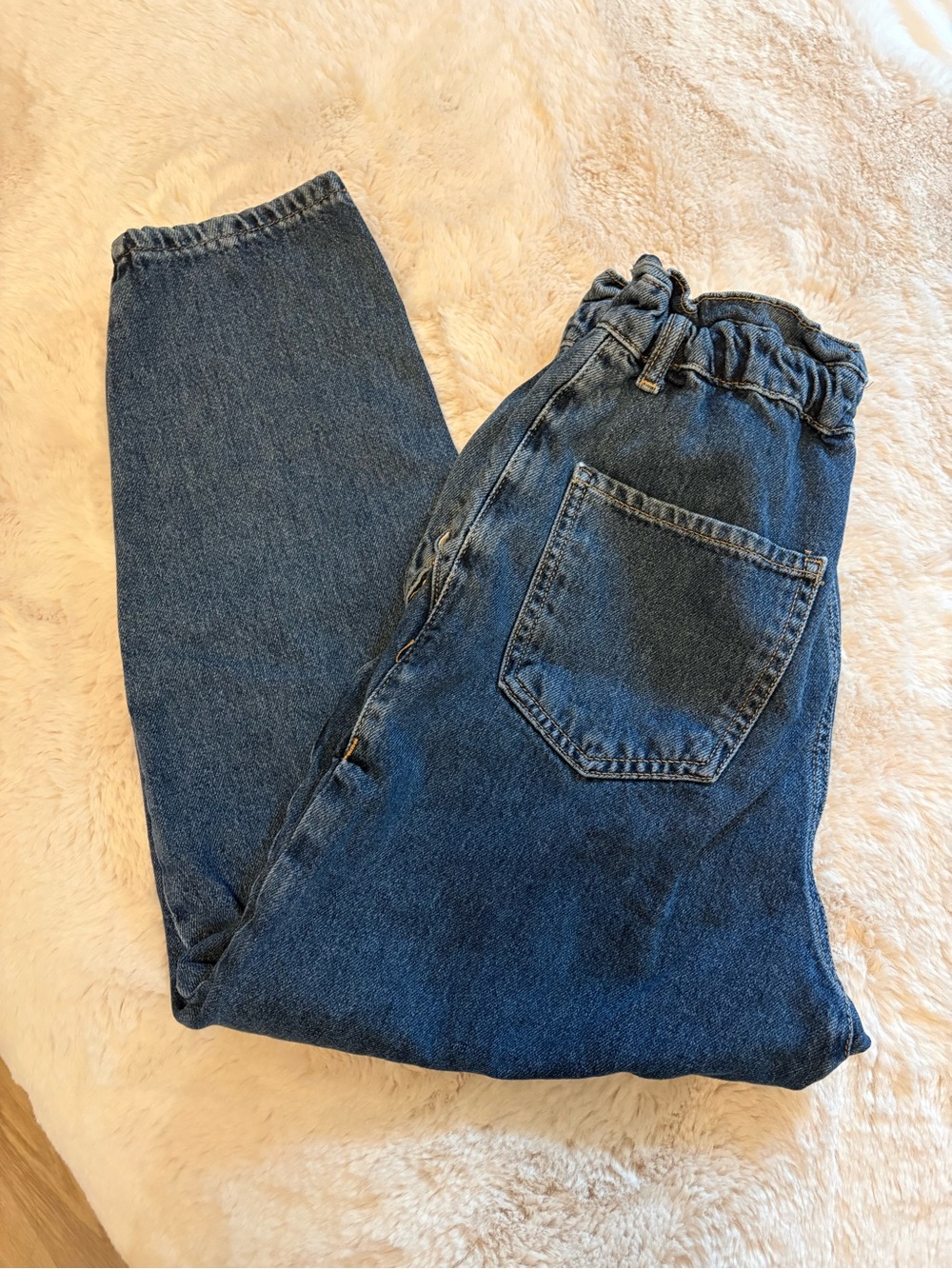 ZARA | Dark Blue Paperbag Cropped Jeans - Picture 2 of 5